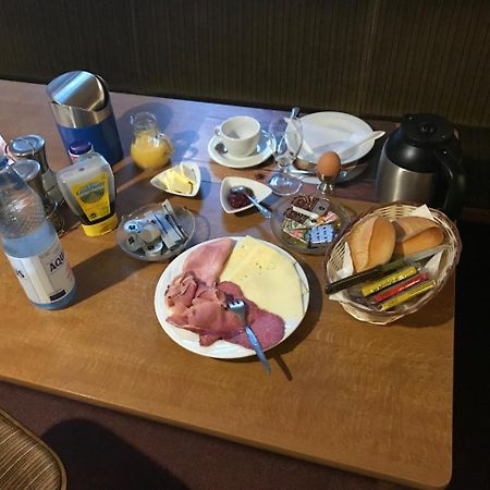 Landgasthof Schaenzer Voerde Esterno foto
