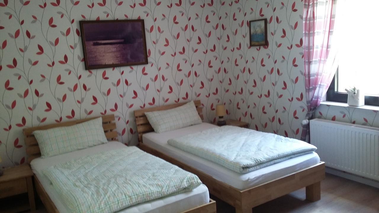 Landgasthof Schaenzer Voerde Esterno foto