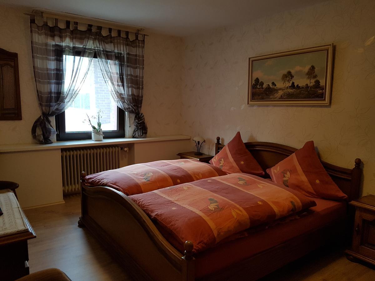 Landgasthof Schaenzer Voerde Esterno foto