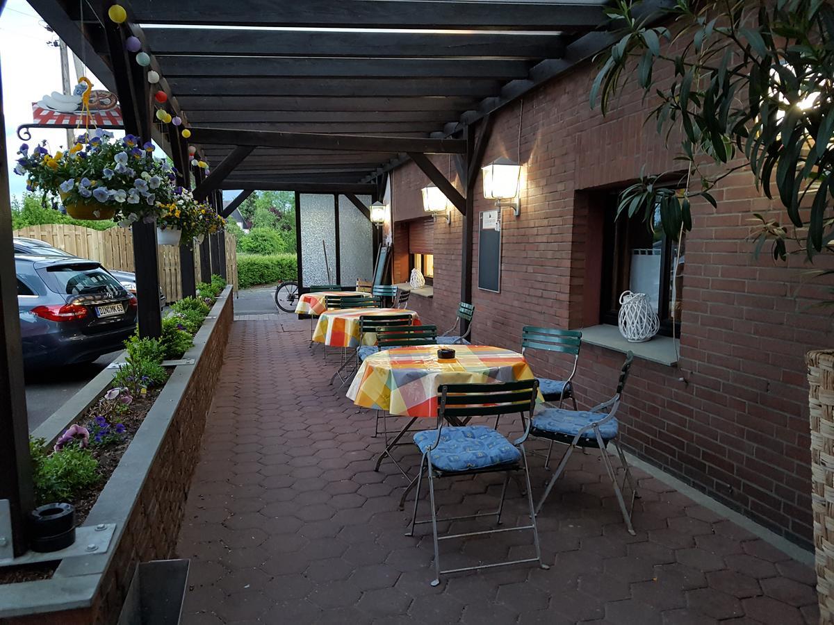 Landgasthof Schaenzer Voerde Esterno foto